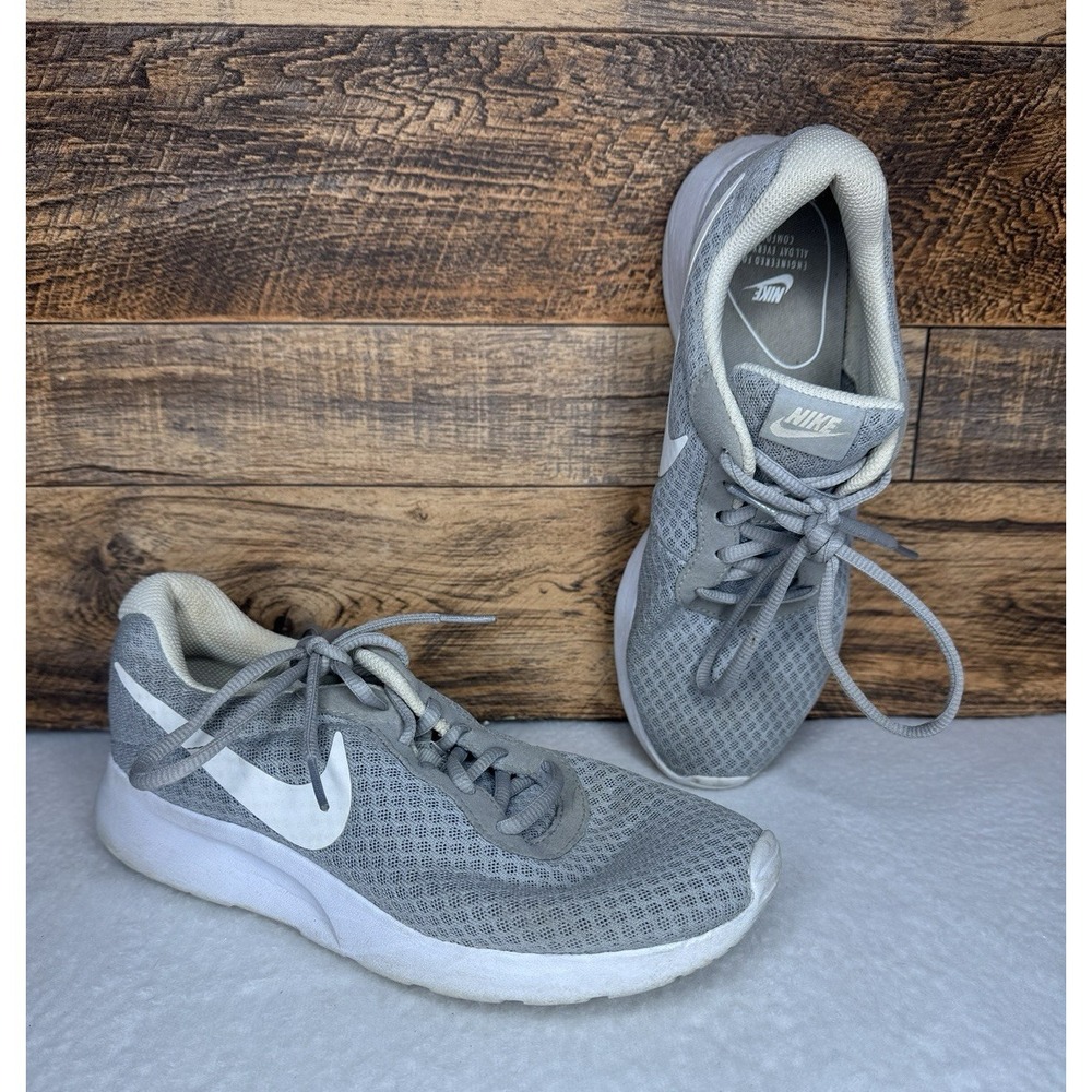 Nike Tanjun Running Sneakers‎ Wolf Grey White Women's Size 7
